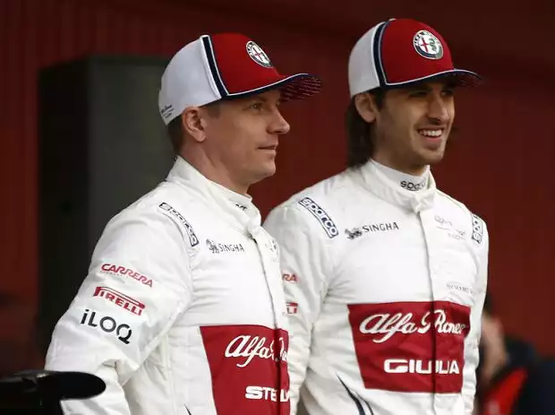 Kimi Räikkönen, Antonio Giovinazzi Titel-Bild zur News: Kimi Räikkönen, Antonio Giovinazzi
