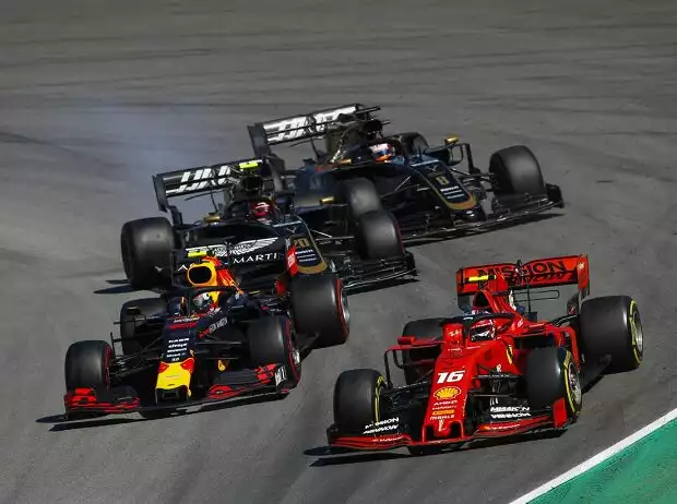 Charles Leclerc, Pierre Gasly Titel-Bild zur News: Charles Leclerc, Pierre Gasly