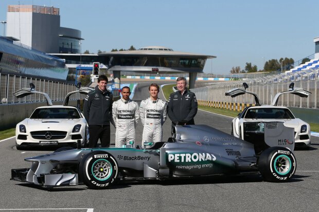 Toto Wolff Lewis Hamilton Nico Rosberg Ross Brawn Mercedes Mercedes-AMG Petronas Motorsport F1CIP CIP Moto3 ~Toto Wolff, Lewis Hamilton (Mercedes), Nico Rosberg und Ross Brawn ~ Toto Wolff Lewis Hamilton Nico Rosberg Ross Brawn Mercedes Mercedes-AMG Petronas Motorsport F1CIP CIP Moto3 ~Toto Wolff, Lewis Hamilton (Mercedes), Nico Rosberg und Ross Brawn ~