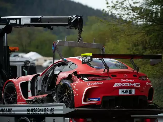 Jan Seyffarth, Tristan Vautier, Dominik Baumann, Abschleppwagen Titel-Bild zur News: Jan Seyffarth, Tristan Vautier, Dominik Baumann, Abschleppwagen