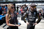 James Hinchcliffe (Schmidt) mit seiner Verlobten Becky Dalton