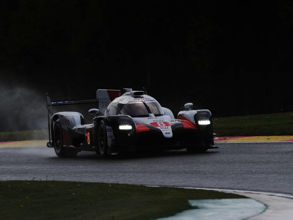Kazuki Nakajima, Fernando Alonso