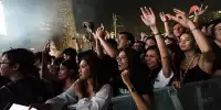 Fans beim Konzert im Rahmen des GP Singapur 2018