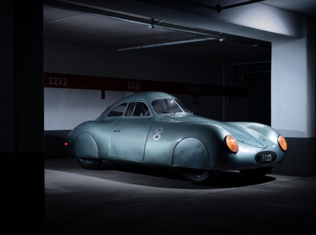 Titel-Bild zur News: Porsche 64 von 1939, versteigert in Monterey August 2019 von RM Sotheby's
