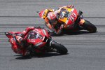 Danilo Petrucci (Ducati) und Marc Marquez (Honda) 