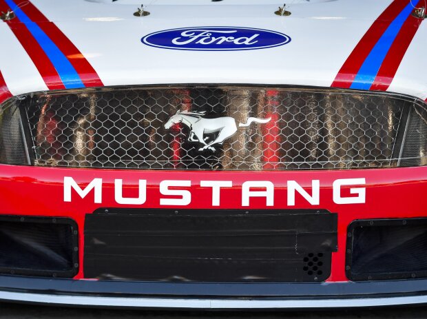 Titel-Bild zur News: Logo: Ford Mustang