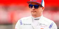 Bild zum Inhalt: Kimi Räikkönen: "Manche verwenden mein Buch, um damit Feuer zu machen"