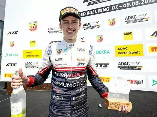 Titel-Bild zur News: Theo Pouchaire