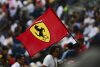Bild zum Inhalt: Stiller Protest: Ferrari hisst in Maranello Fahne für Kanada-"Sieg"