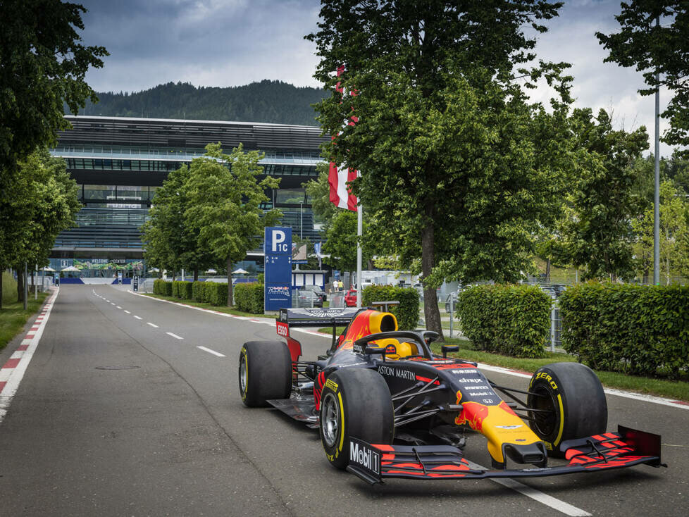 Red Bull RB15