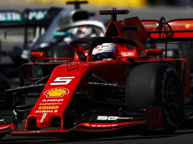 Sebastian Vettel, Lewis Hamilton Sebastian Vettel, Lewis Hamilton