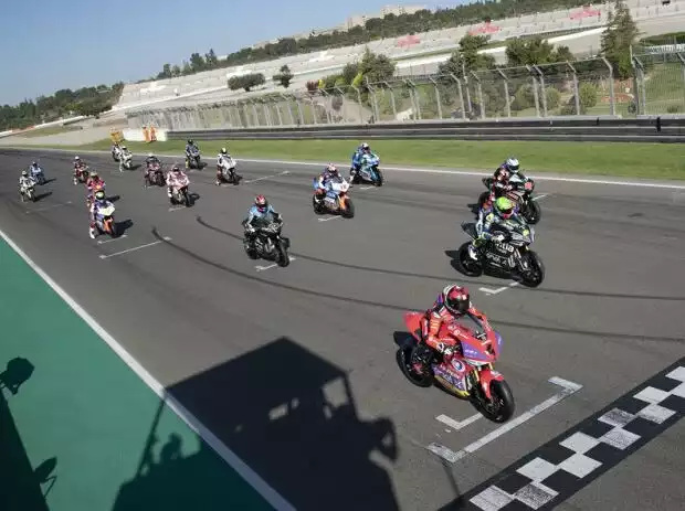 MotoE-Rennsimulation in Valencia Titel-Bild zur News: MotoE-Rennsimulation in Valencia