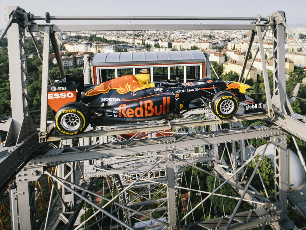 Red Bull RB15 auf dem Wiener Riesenrad