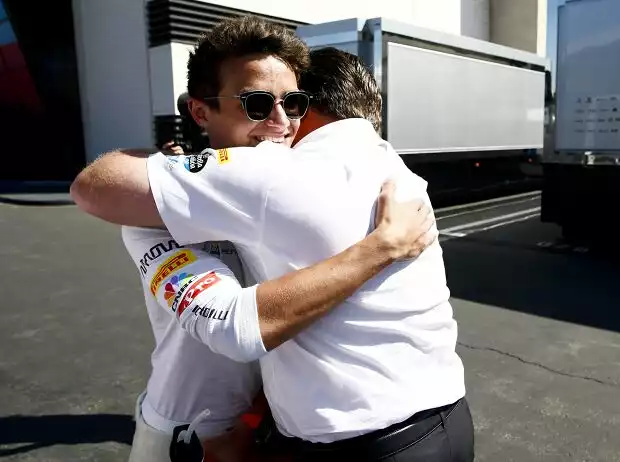 Lando Norris, Zak Brown Titel-Bild zur News: Lando Norris, Zak Brown