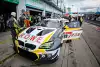 Bild zum Inhalt: Debakel für BMW bei 24h-Rennen: Vier Horror-Stunden für blau-weiß