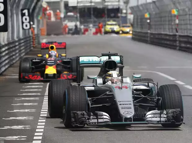 Lewis Hamilton, Daniel Ricciardo Titel-Bild zur News: Lewis Hamilton, Daniel Ricciardo