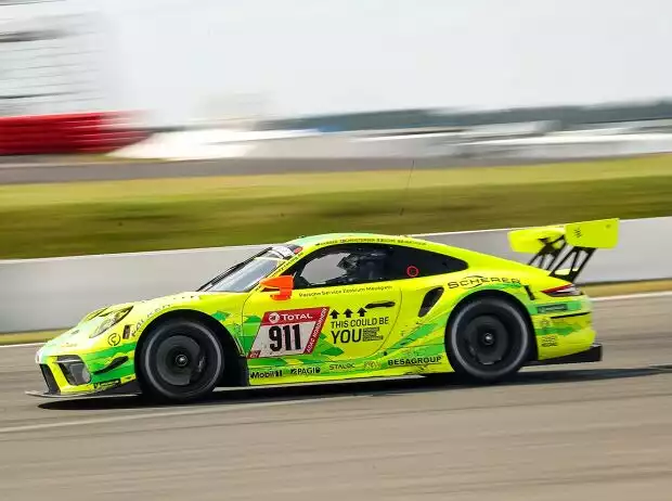 Earl Bamber, Michael Christensen, Kevin Estre, Laurens Vanthoor Titel-Bild zur News: Earl Bamber, Michael Christensen, Kevin Estre, Laurens Vanthoor