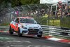 Bild zum Inhalt: Achterbahnfahrt der Gefühle für Hyundai Team Engstler am Nürburgring