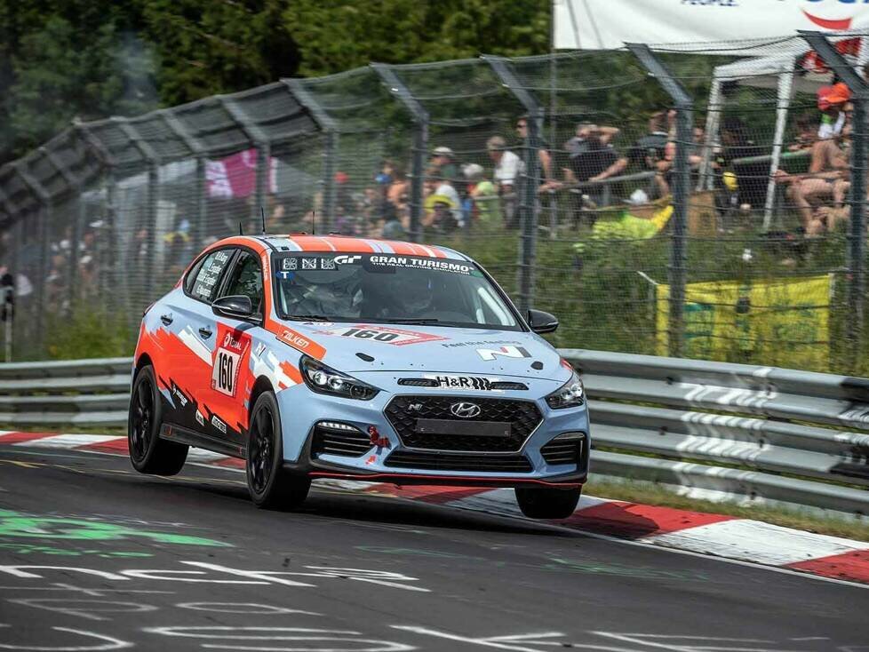 Hyundai i30 Fastback N von Hyundai Team Engstler bei den 24 Stunden vom Nürburgring 2019