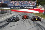 Lewis Hamilton (Mercedes), Charles Leclerc (Ferrari) und Max Verstappen (Red Bull) 