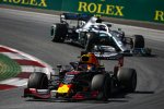 Max Verstappen (Red Bull) und Valtteri Bottas (Mercedes) 