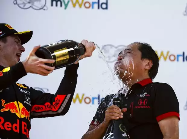 Max Verstappen, Toyoharu Tanabe Titel-Bild zur News: Max Verstappen, Toyoharu Tanabe