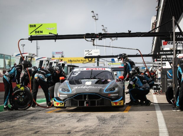 Aston Martin, R-Motorsport, Paul di Resta Aston Martin, R-Motorsport, Paul di Resta