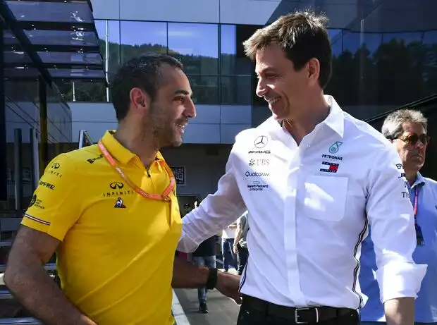 Cyril Abiteboul, Toto Wolff Titel-Bild zur News: Cyril Abiteboul, Toto Wolff