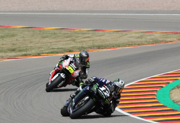 Maverick Vinales Cal Crutchlow LCR LCR-Honda MotoGPLCR LCR-Honda MotoGP ~Maverick Vinales (Yamaha) und Cal Crutchlow (LCR) ~ Maverick Vinales Cal Crutchlow LCR LCR-Honda MotoGPLCR LCR-Honda MotoGP ~Maverick Vinales (Yamaha) und Cal Crutchlow (LCR) ~