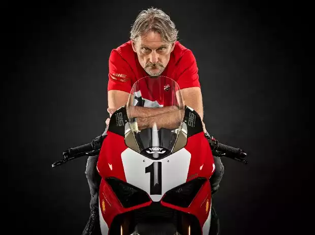 Carl Fogarty Titel-Bild zur News: Carl Fogarty