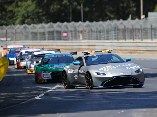 Safety-Car, Aston Martin