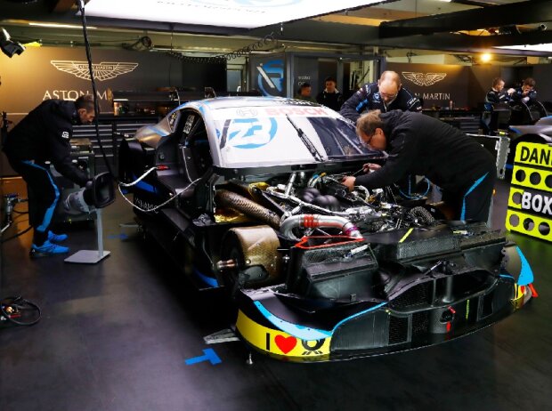 Titel-Bild zur News: R-Motorsport, Aston Martin, Motor