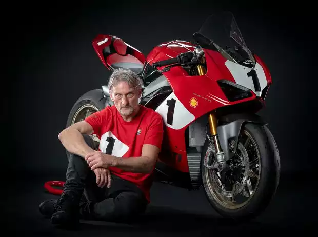 Carl Fogarty Titel-Bild zur News: Carl Fogarty