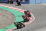 Jonathan Rea vor Alvaro Bautista und Chaz Davies