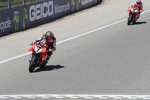 Chaz Davies vor Alvaro Bautista
