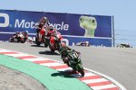 Jonathan Rea vor Alvaro Bautista und Chaz Davies