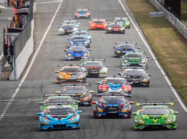 Start der Lamborghini Super Trofeo Europe 2019 in Zandvoort