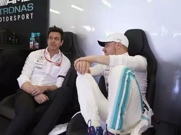 Titel-Bild zur News: Toto Wolff, Valtteri Bottas