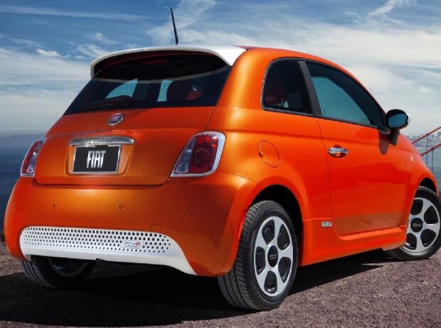 FIAT 500e FIAT 500e