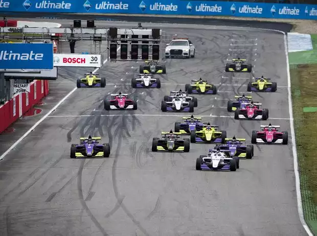 W-Series Start Titel-Bild zur News: W-Series Start