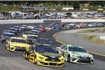 Start zum Foxwoods Resort Casino 301 in Loudon: Brad Keselowski (Penske) führt