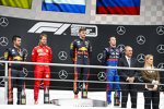 Sebastian Vettel (Ferrari), Max Verstappen (Red Bull) und Daniil Kwjat (Toro Rosso) 