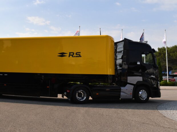 Titel-Bild zur News: Renault-Truck