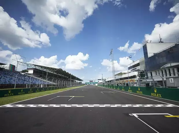 Titel-Bild zur News: Start/Ziel-Gerade auf dem Hungaroring
