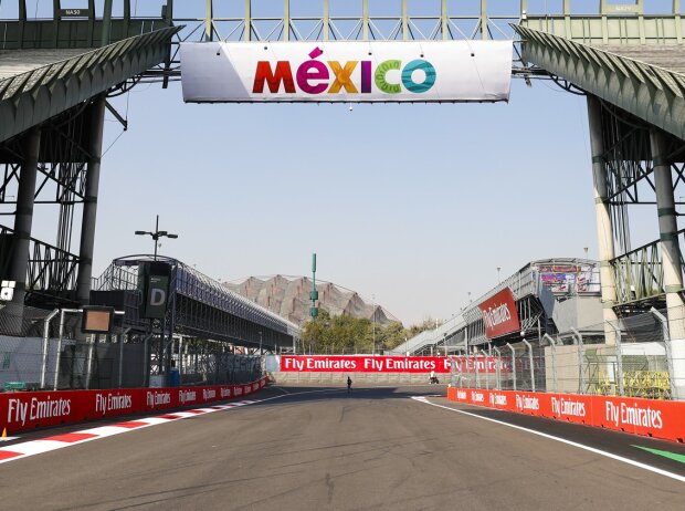 Titel-Bild zur News: Autodromo Hermanos Rodriguez in Mexiko-Stadt