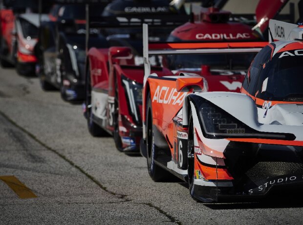 Acura ARX-05, Cadillac DPi-V.R Acura ARX-05, Cadillac DPi-V.R