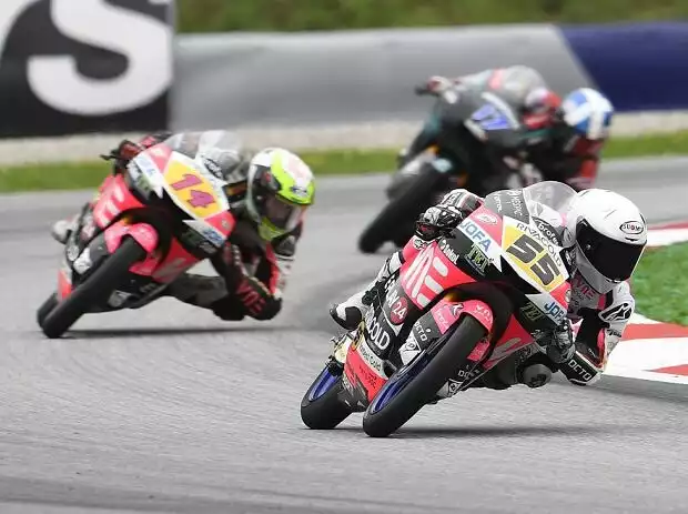 Romano Fenati, Tony Arbolino, John McPhee Titel-Bild zur News: Romano Fenati, Tony Arbolino, John McPhee