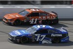 Ricky Stenhouse (Roush) und Daniel Suarez (Stewart-Haas)