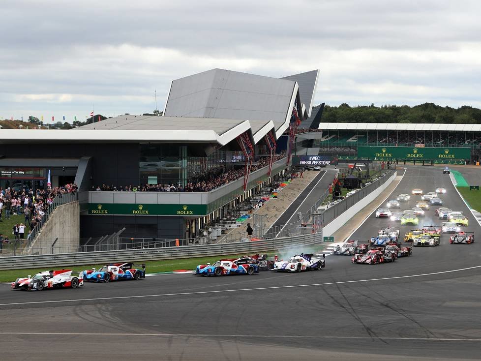 Mathias Beche, Gustavo Menezes, Thomas Laurent, Start