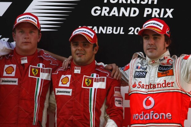 Kimi Räikkönen Felipe Massa Fernando Alonso Ferrari Scuderia Ferrari Mission Winnow F1McLaren McLaren F1 Team F1 ~Kimi Räikkönen (Alfa Romeo), Felipe Massa und Fernando Alonso ~ Kimi Räikkönen Felipe Massa Fernando Alonso Ferrari Scuderia Ferrari Mission Winnow F1McLaren McLaren F1 Team F1 ~Kimi Räikkönen (Alfa Romeo), Felipe Massa und Fernando Alonso ~
